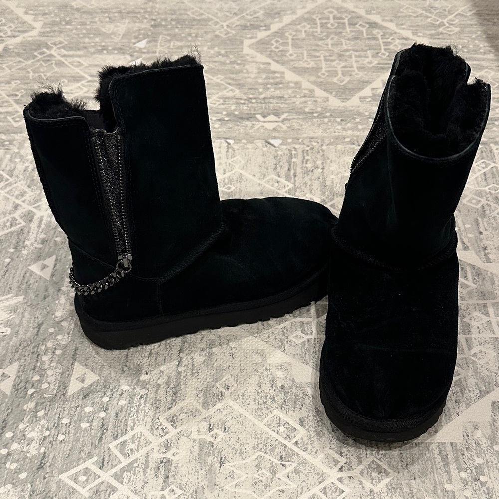 Ugg Black Boots With Chains